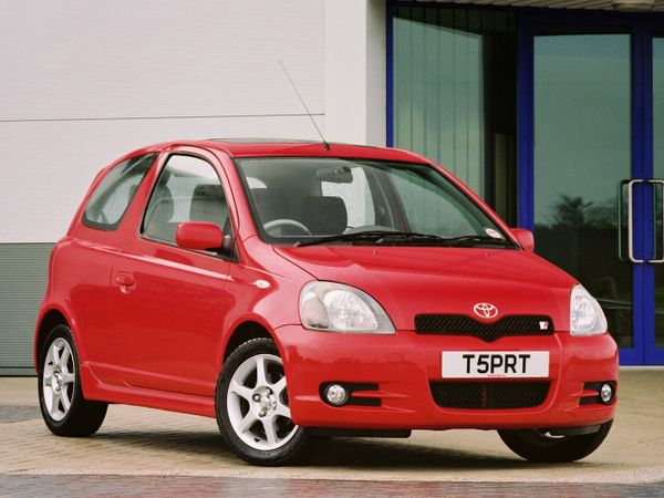 Toyota Yaris Hatchback, Petrol, 2004, Red