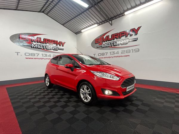 Ford Fiesta Hatchback, Petrol, 2016, Red