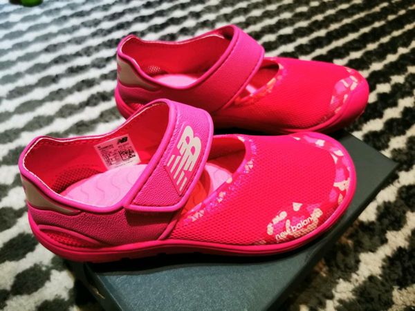 Girls sandals hot sale size 13