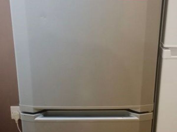 Second hand deals beko fridge freezer