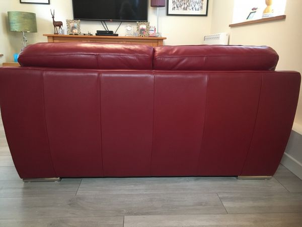 Donedeal deals leather couch