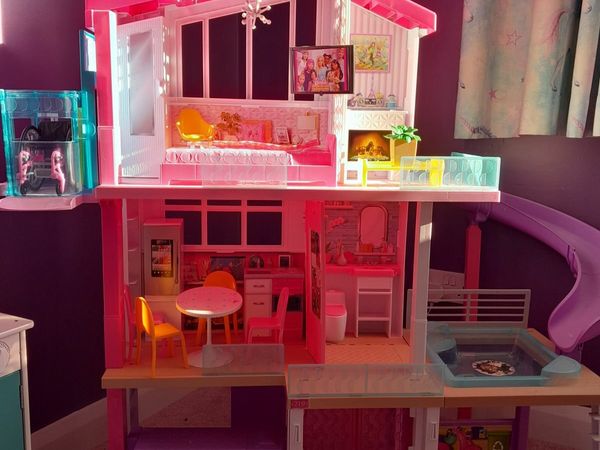 Barbie dream house done deal sale