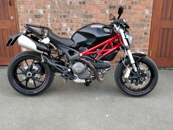 Ducati monster deals 796 2011