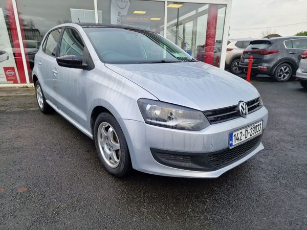 Volkswagen Polo Hatchback, Petrol, 2014, Silver