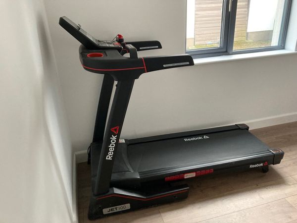 Reebok one gt50 online treadmill price