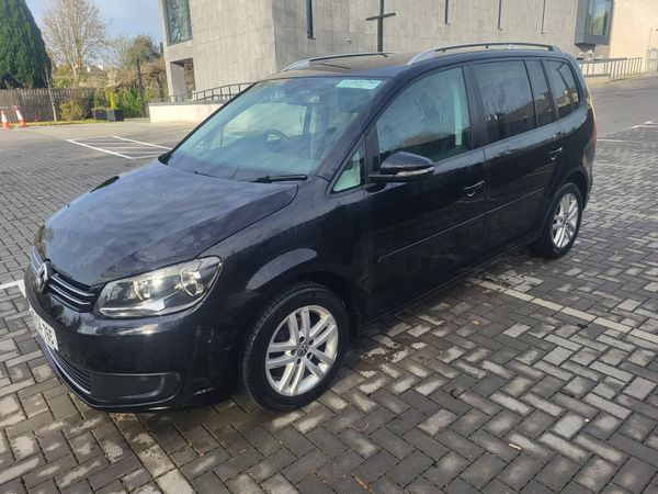 Volkswagen Touran MPV, Diesel, 2014, Black