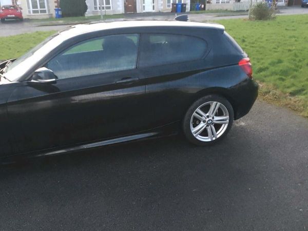 BMW 1-Series Hatchback, Diesel, 2014, Black