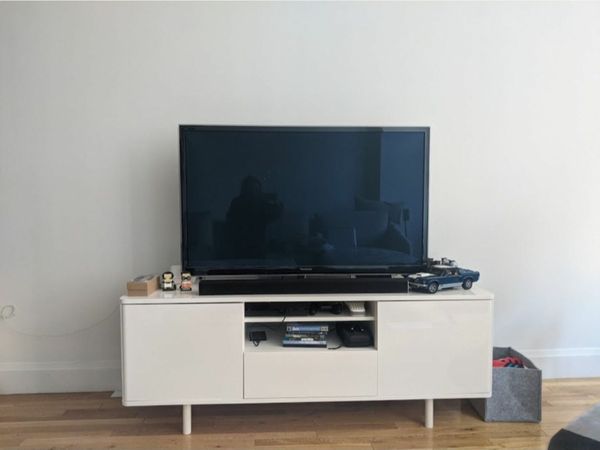 Mostorp deals tv bench