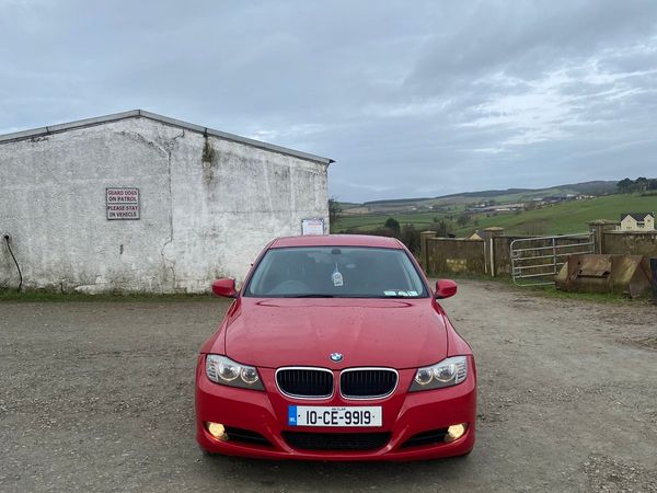 BMW 3-Series Saloon, Diesel, 2010, Red