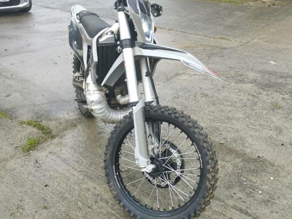 Motorbikes for sale online on donedeal