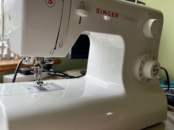 Sewing Machine Singer Tradition 2282 for sale in Co. Kilkenny for, singer tradition 2282 - Vimarsana News