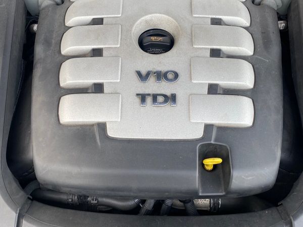 Volkswagen Touareg 2004 for sale in Co. Donegal for €9,750 on DoneDeal