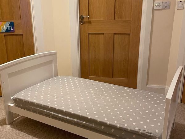 Donedeal beds deals