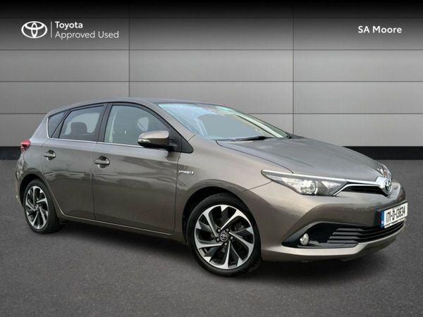 Toyota Auris Hatchback, Hybrid, 2017, Grey