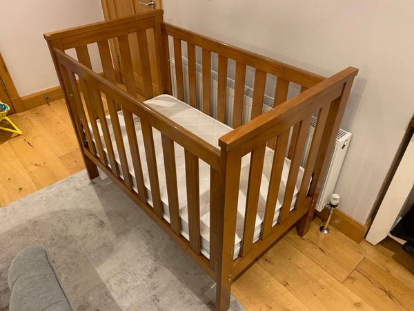 Mothercare jamestown 2025 cot bed