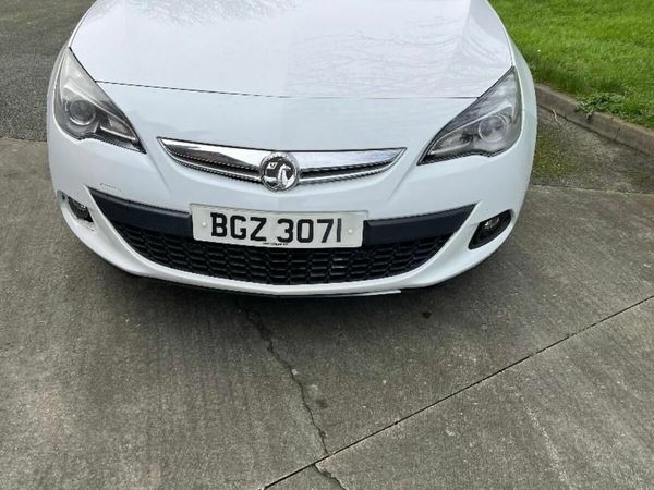 Vauxhall Astra Coupe, Petrol, 2013, White