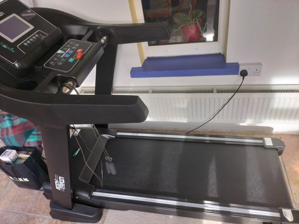 Bodytrain mt196 2024 motorised folding treadmill