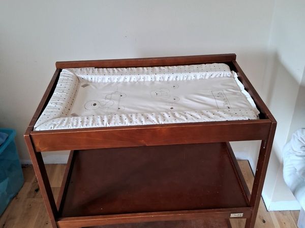 Baby changing best sale table done deal