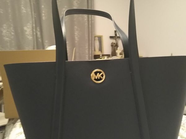 Michael kors bags outlet for sale in ireland