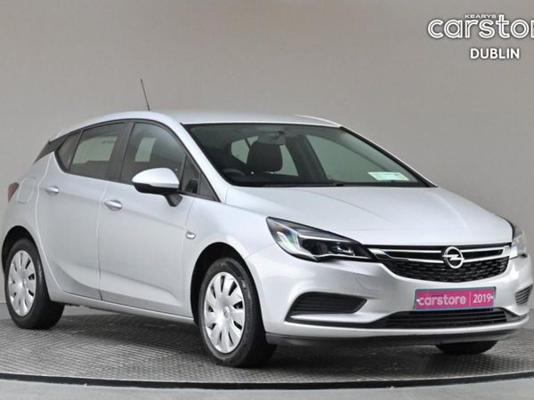 Opel Astra Hatchback, Petrol, 2019, Silver