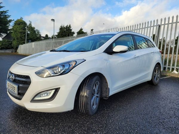 Hyundai i30 Estate, Diesel, 2016, White