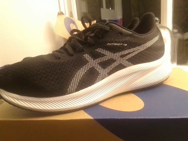 ASICS BLACK TRAINERS SIZE 6.5 NEW WITH BOX for sale in Co. Louth