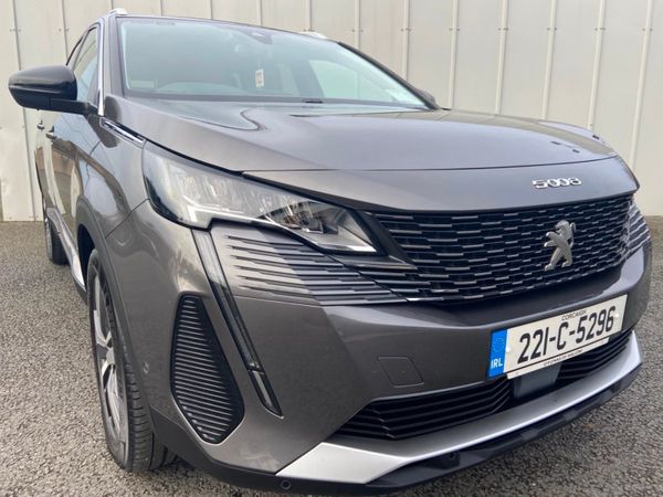 Peugeot 5008 MPV, Diesel, 2022, Grey