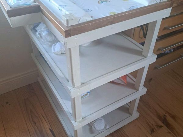 Done deal outlet changing table