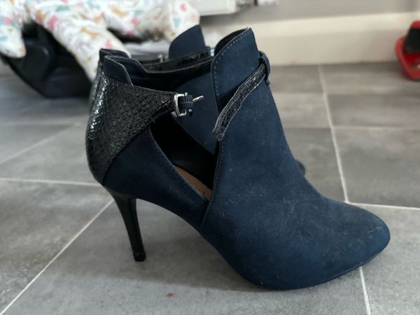 Navy ankle boots outlet ireland