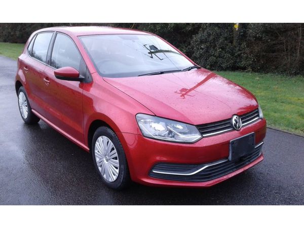 Volkswagen Polo Hatchback, Petrol, 2014, Red