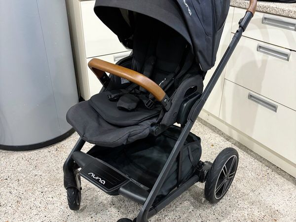 Nuna stroller store for sale