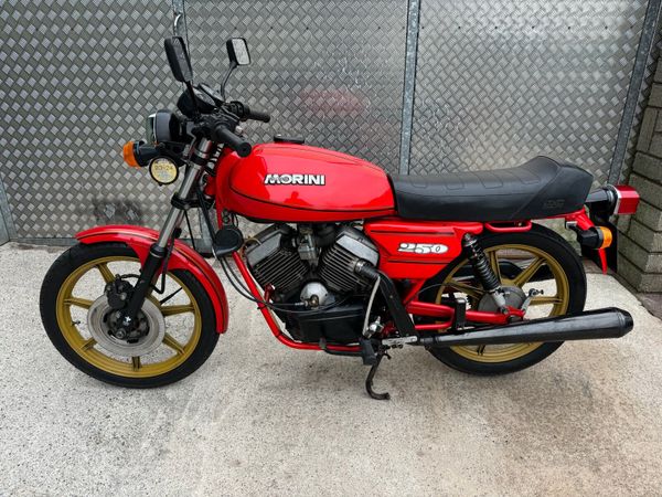 Vintage motorcycles for sale on done deal new arrivals