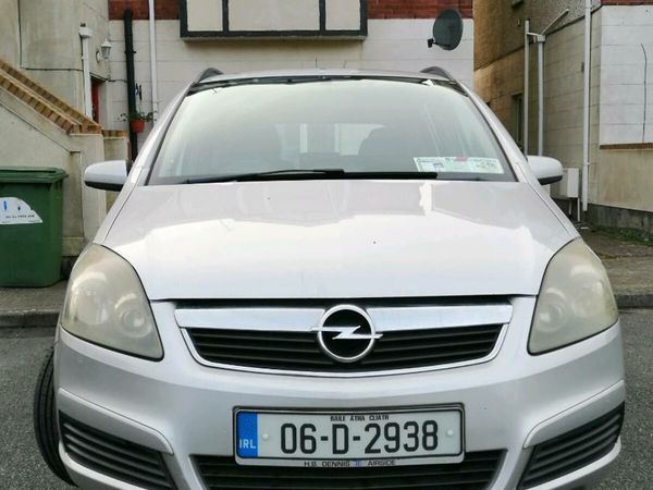 Opel Zafira MPV, Petrol, 2006, Silver