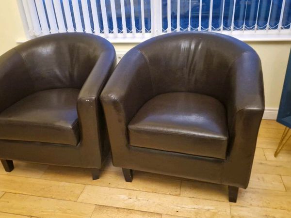 Done deal outlet tub chairs