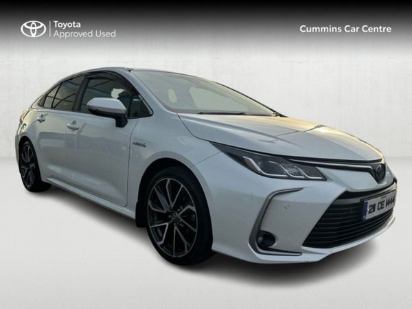 Toyota Corolla Saloon, Hybrid, 2021, White