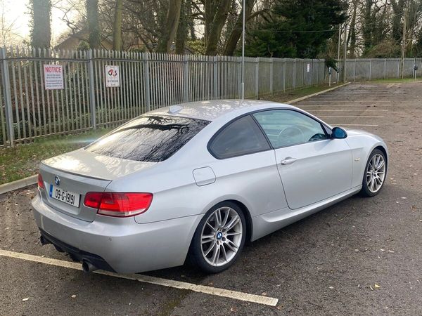BMW 3-Series Coupe, Diesel, 2009, Silver