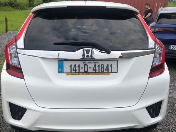 Honda Fit Hatchback, Petrol Hybrid, 2014, White