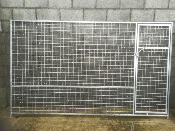 Mesh dog 2025 run panels