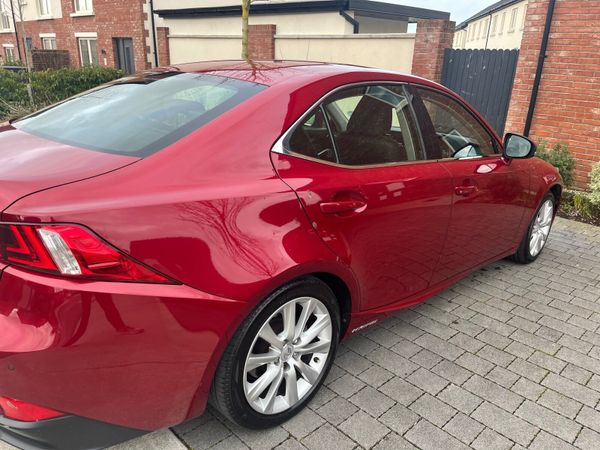 Lexus IS Saloon, Petrol Hybrid, 2016, Red