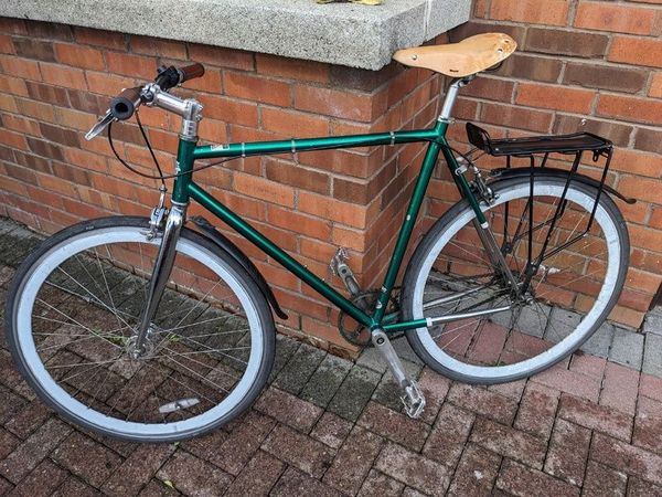 Racing sales green bike