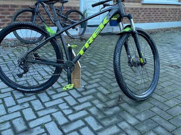 Bicicleta marlin 6 trek hot sale