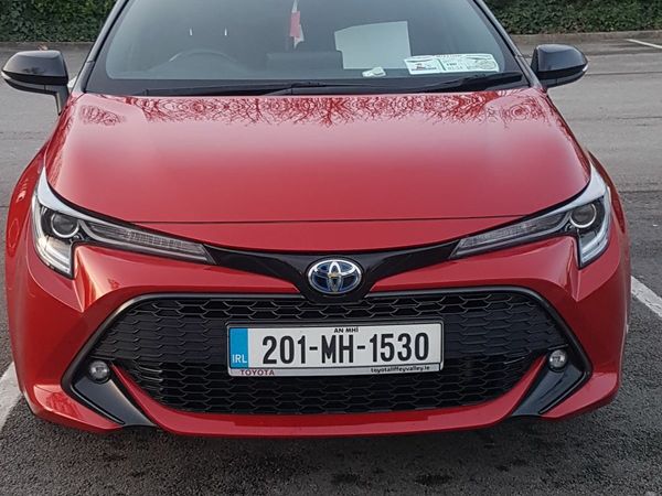 Toyota Corolla Hatchback, Petrol Hybrid, 2020, Red