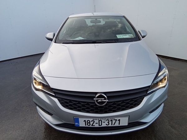Opel Astra Hatchback, Petrol, 2018, Grey