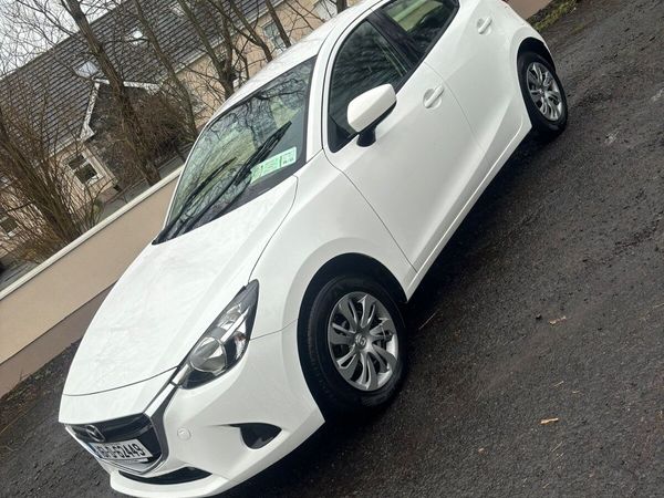 Mazda Demio MPV, Petrol, 2016, White