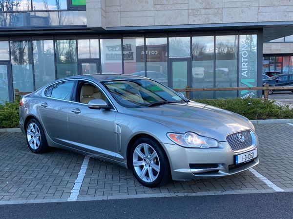 Jaguar XF Saloon, Diesel, 2011, Gold