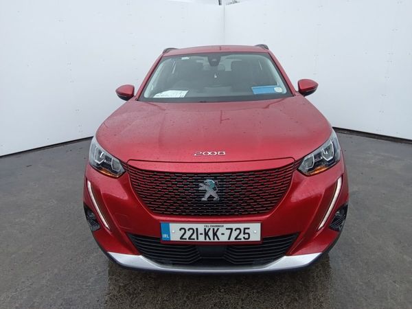 Peugeot 2008 MPV, Electric, 2022, Red