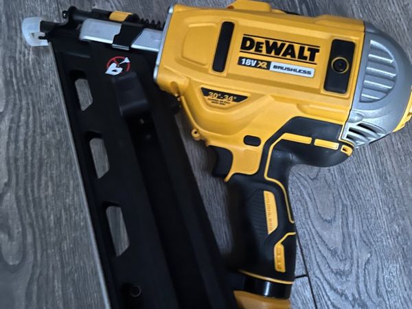 Dewalt second fix nail gun body only hot sale