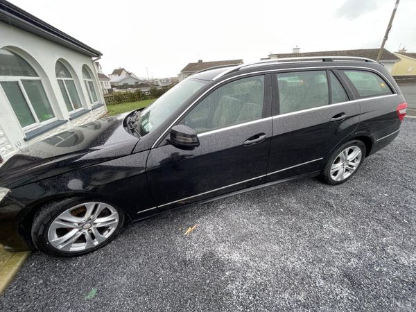 Mercedes-Benz E-Class Estate, Diesel, 2012, Black