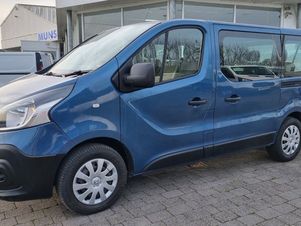 Renault Trafic MPV, Diesel, 2018, Blue