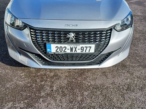 Peugeot 208 Hatchback, Petrol, 2020, Grey